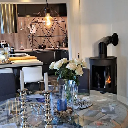 Hjemme Koselig Og Sentralt Appartement *
