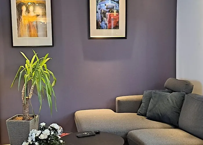 Hjemme Koselig Og Sentralt *